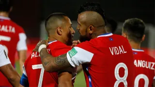 Campeón con Real Madrid y Barcelona se compara con crack de La Roja