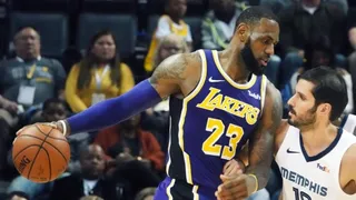 LeBron James fue protagonista en victoria de Los Angeles Lakers sobre Memphis Grizzlies