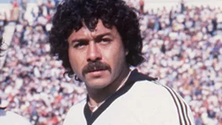 Carlos Caszely, el rebelde del fútbol que desafió a Pinochet