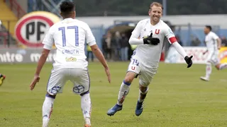 La U venció a Huachipato en la despedida del “Huevo” Valencia