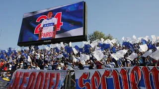 El informe arbitral tras irrespetuosas muestras de la barra de la UC al minuto de silencio por Leonel Sánchez