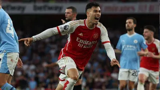 Martinelli anotó cerca del final para el importante triunfo de Arsenal sobre Manchester City