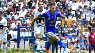 Eduardo Vargas se quedó con el duelo de chilenos ante Felipe Mora en México