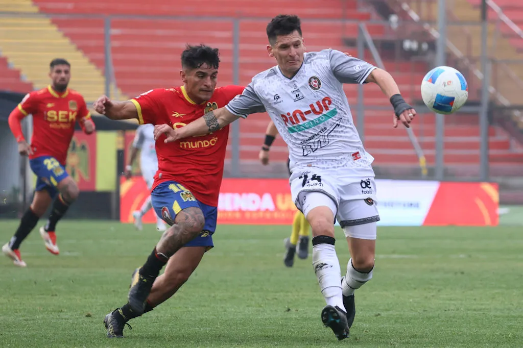 Limache y Unión Española/ © Dragomir Yankovic-Photosport
