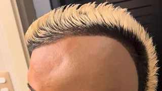 El nuevo corte de pelo Arturo Vidal con el barbero de las figuras brasileñas