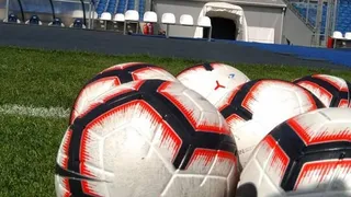 Partido de la liga búlgara fue suspendido por 16 positivos de coronavirus en un equipo