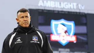 Jorge Almirón defiende a Carlos Palacios y no ve “polémica” en su salida de la Selección Chilena