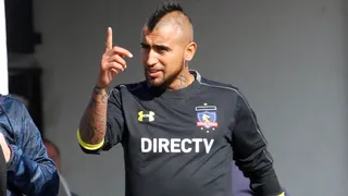 ¿Empieza a tomar fuerza la opción de Vidal en Colo Colo?