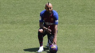Arturo Vidal fue ovacionado previo al duelo entre FC Barcelona y Boca Juniors
