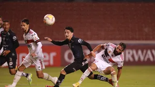 I. del Valle aplastó a Flamengo y amargó el debut de Mauricio Isla en la Copa Libertadores