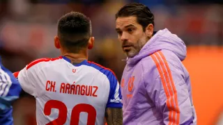 “Cámbiame la pregunta”: la molesta reacción de Gago ante el supuesto encontrón con Aránguiz