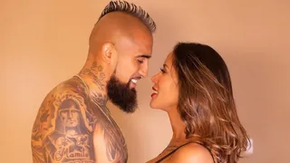 Sonia Isaza saludó a su “papacito” Arturo Vidal en el Día del Padre