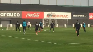 La selección chilena trabajó con plantel completo y tuvo a Alexis en cancha