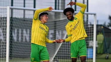 Marcelino Núñez anotó un doblete en triunfo de la sub 21 de Norwich City