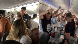 Hinchas argentinos vivieron el triunfo ante Países Bajos con una radio en medio de un vuelo