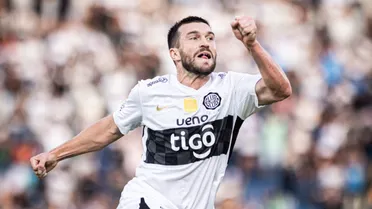 No es solo marketing: Tim Payne debutó con un gol en Olimpia