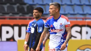 Aránguiz banca a Paqui y asume culpas tras la derrota que complica a la U de Chile