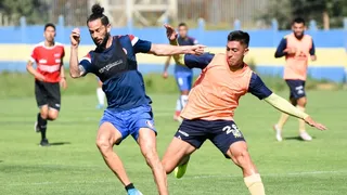 Everton y Unión La Calera se midieron en dos amistosos a puertas cerradas en Viña del Mar