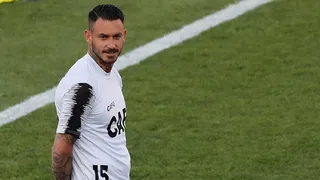 Mauricio Pinilla se lanzó en contra de proyecto que busca prohibir el uso de armas en Chile