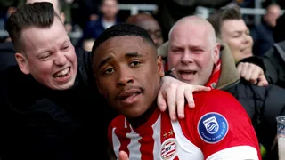 Arrancó desde campo propio y definió ante el arquero: El magnifico golazo de PSV en Holanda