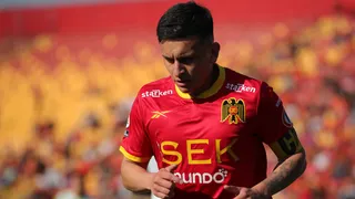 Colo Colo mira a Aránguiz, pero hay alertas que frenan la operación