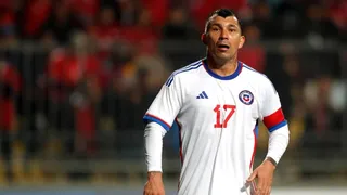 La selección chilena fue recibida con fuegos artificiales en Santa Cruz de la Sierra