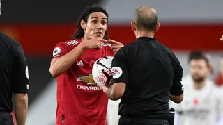 Roy Keane destrozó a Cavani por no realizar activación física antes de entrar contra Arsenal