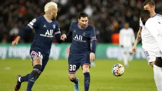 Prensa francesa habló de un llamativo gesto de Neymar con Messi en Champions