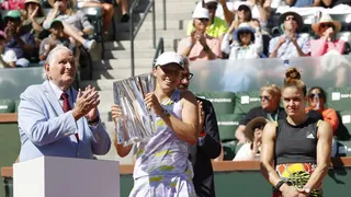 Iga Swiatek se coronó en la final femenina de Indian Wells tras vencer a Maria Sakkari