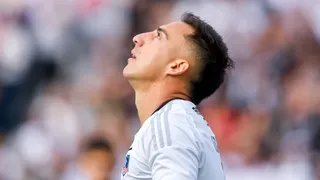 Drama en Colo Colo: Correa se retiró lesionado del clásico ante U Católica