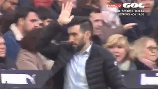 La curiosa forma del ayudante de Setién para llamar a Arturo Vidal