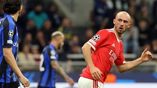 [VIDEO] Aursnes ilusionó a Benfica en el duelo contra Inter de Milán