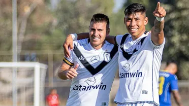 Santiago Morning derrotó a Barnechea y tomó aire con su segundo triunfo en la Primera B