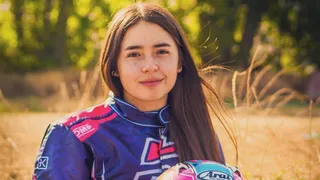 Joven piloto chilena busca financiamiento para competir en los FIA Motorsport Games