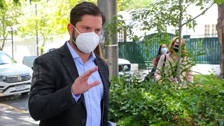 Gabriel Boric festejó el tetracampeonato de Universidad Católica