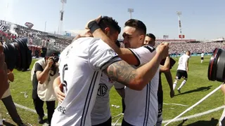 Resumen: Colo Colo ganó el Superclásico, la UC sigue líder y U. La Calera mete presión