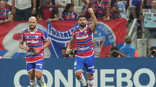 Fortaleza aplastó a Estudiantes de Mérida y lidera con campaña perfecta el grupo de Palestino