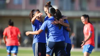La U femenina goleó a la UC en clásico universitario de pretemporada