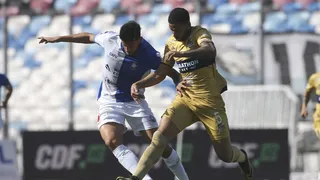Antofagasta sigue cerca de la zona de descenso tras igualar ante Everton