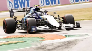 El Mercedes de Lewis Hamilton dominó la primera práctica libre en Monza