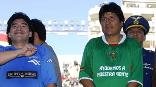 El contundente apoyo de Diego Maradona a Evo Morales: Volverás para ayudar a Bolivia