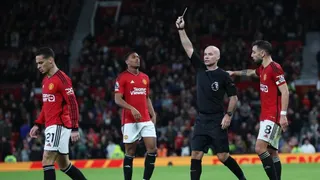 Gary Neville: Manchester United es un cementerio de jugadores