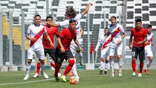 Colo Colo y Curicó Unido igualaron en amistoso disputado en el Monumental