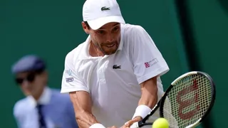 Bautista venció a Khachanov e igualó su mejor actuación en Wimbledon