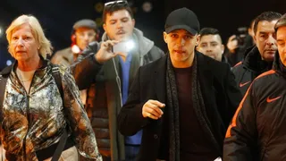 Alexis llegó a Estocolmo para integrarse a los trabajos de la selección chilena