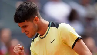 Carlos Alcaraz tuvo un arrollador debut en el Masters 1.000 de Madrid