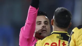 La personalizada tarjeta que mostró Piero Maza en el Campeonato Nacional