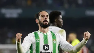 Isco devolvió la alegría al Betis de Pellegrini en el triunfo sobre Granada