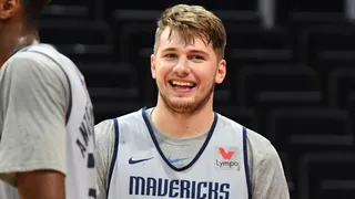 Luka Doncic fue el máximo anotador de Dallas Mavericks en victoria ante Philadelphia 76ers
