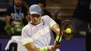¿Cuándo y dónde ver a Nicolás Jarry ante Alexander Bublik en el Masters de París-Bercy?